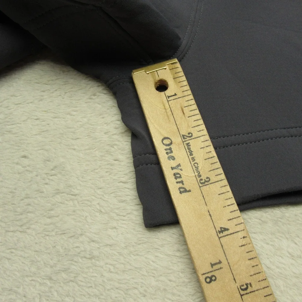 Lululemon Shorts Womens 2 Gray Drawstring Waist Stretch Pockets Athletic In-Form